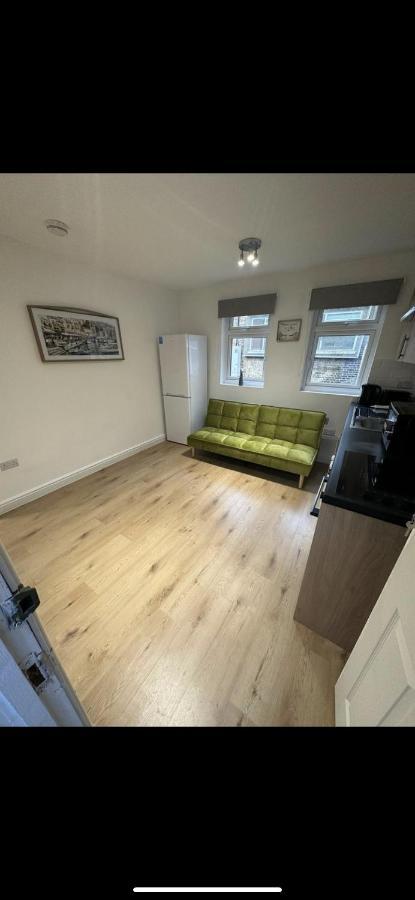 Canary Wharf Apartments Лондон Экстерьер фото
