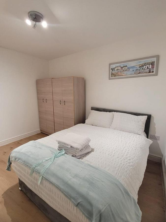 Canary Wharf Apartments Лондон Экстерьер фото