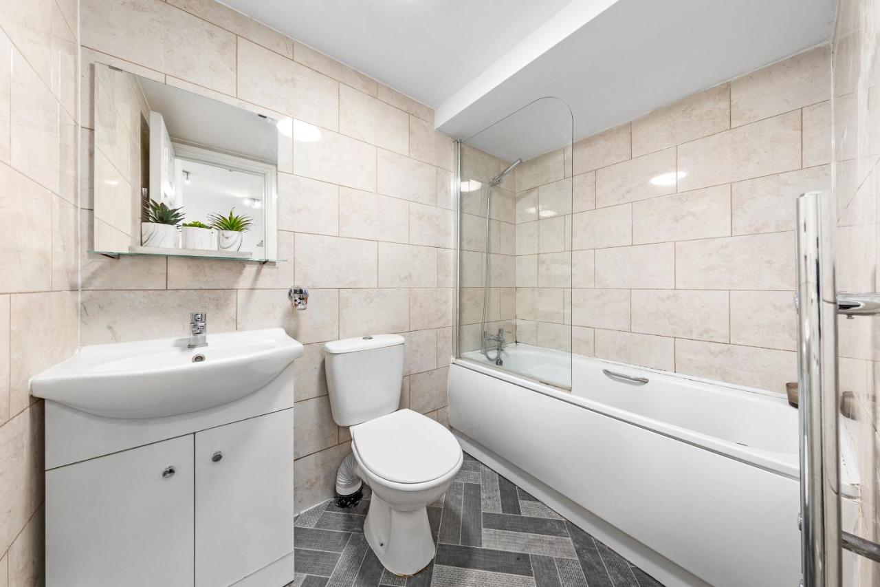 Canary Wharf Apartments Лондон Экстерьер фото